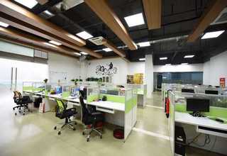 迎宾接待机器人厂家排名